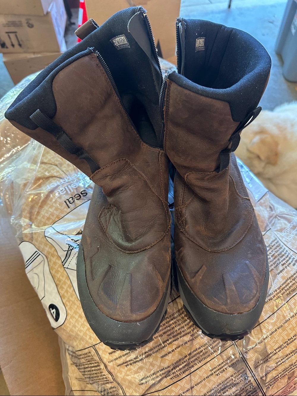 Vibram Men's Brown Slip-On Insulated Outdoor Boots
